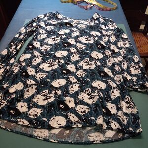 Treasure & Bond Tunic Dress Med Floral V Neck Long Sleeves Cottagecore